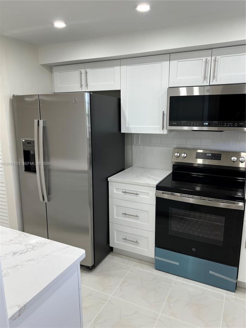 5900 NW 44th St, Unit 405, Lauderhill, FL 33319 Photo