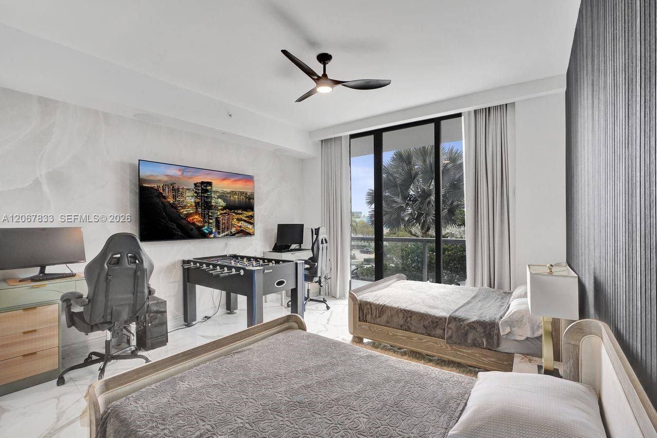 3300 NE 188th St, Unit 210, Aventura, FL 33180 Photo