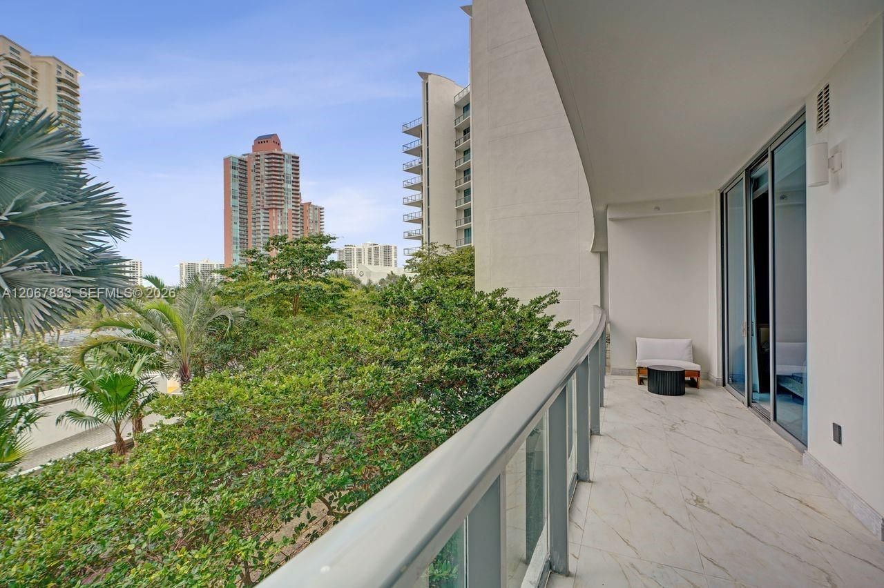 3300 NE 188th St, Unit 210, Aventura, FL 33180 Photo