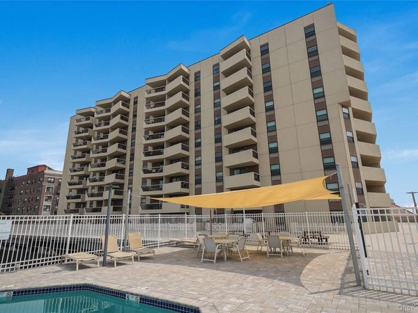 360 Shore Road , Unit 3M, Long Beach, NY 11561