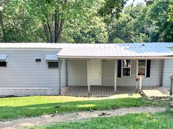 3867 Flucom Road, De Soto, MO 63020