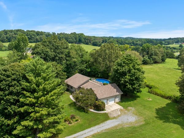 151 N Fork Loop, Madisonville, TN 37354