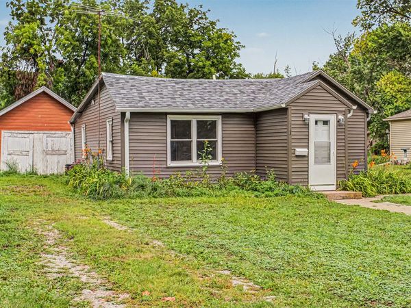 113 Pennsylvania Avenue, Story City, IA 50248