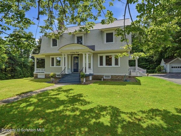 18 Jessup Street, Montrose, PA 18801