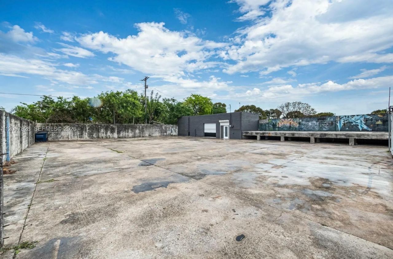 4647 NW 17th Ave, Miami, FL 33142 Photo