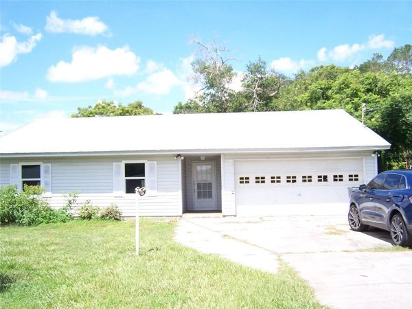 6061 STRICKLAND AVENUE, LAKELAND, FL 33812