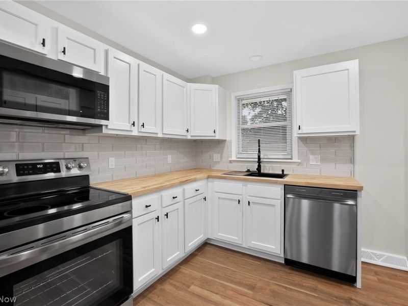 2711 7th Street, Cuyahoga Falls, OH 44221 Photo 13