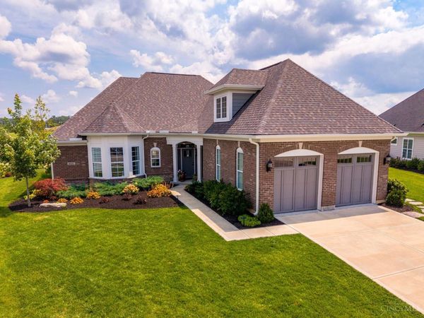10227 Stetson Court, Centerville, OH 45458