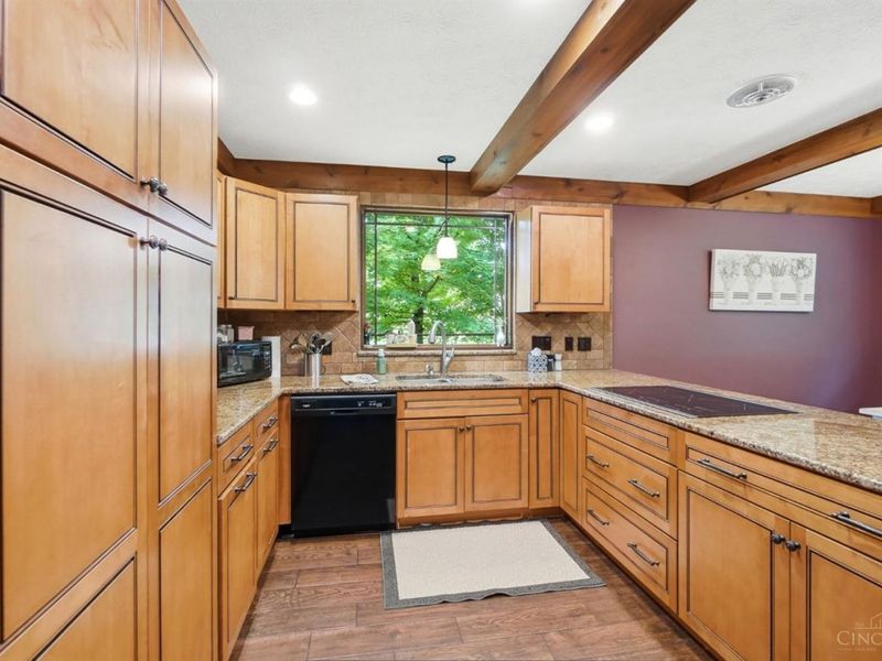5160 Pebblevalley Drive, Colerain Township, OH 45252 Photo 14