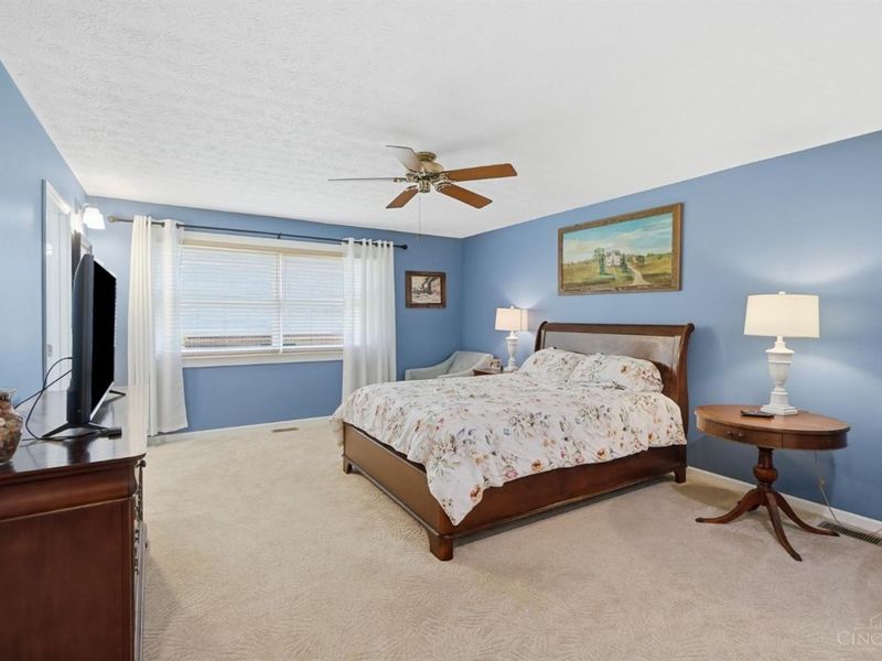 5160 Pebblevalley Drive, Colerain Township, OH 45252 Photo 23
