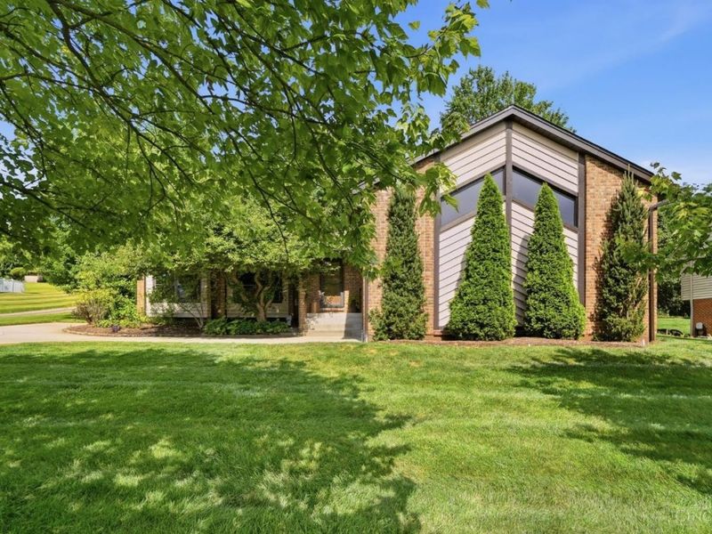 5160 Pebblevalley Drive, Colerain Township, OH 45252 Photo 3
