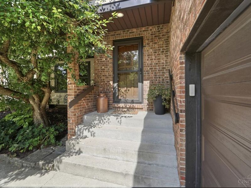 5160 Pebblevalley Drive, Colerain Township, OH 45252 Photo 4