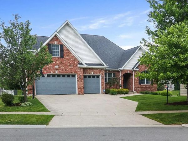 94 Scotscraig Drive , Valparaiso, IN 46385