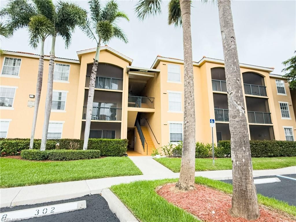 8754 River Homes Ln, Unit 8203, Bonita Springs, FL 34135 Photo