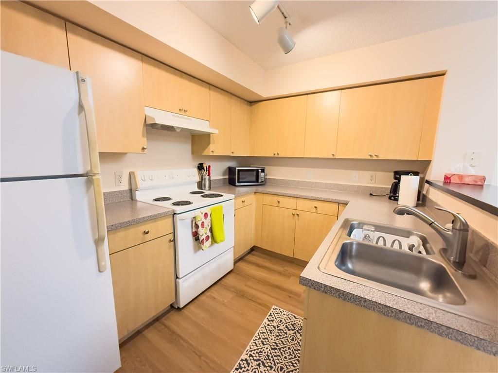 8754 River Homes Ln, Unit 8203, Bonita Springs, FL 34135 Photo