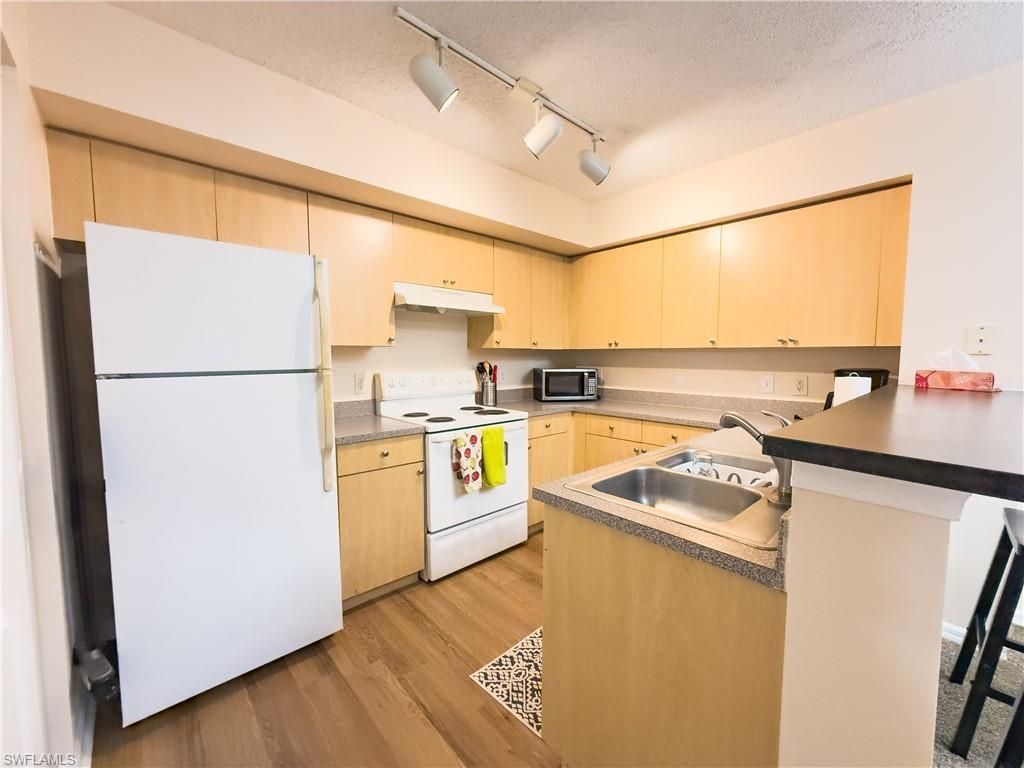 8754 River Homes Ln, Unit 8203, Bonita Springs, FL 34135 Photo
