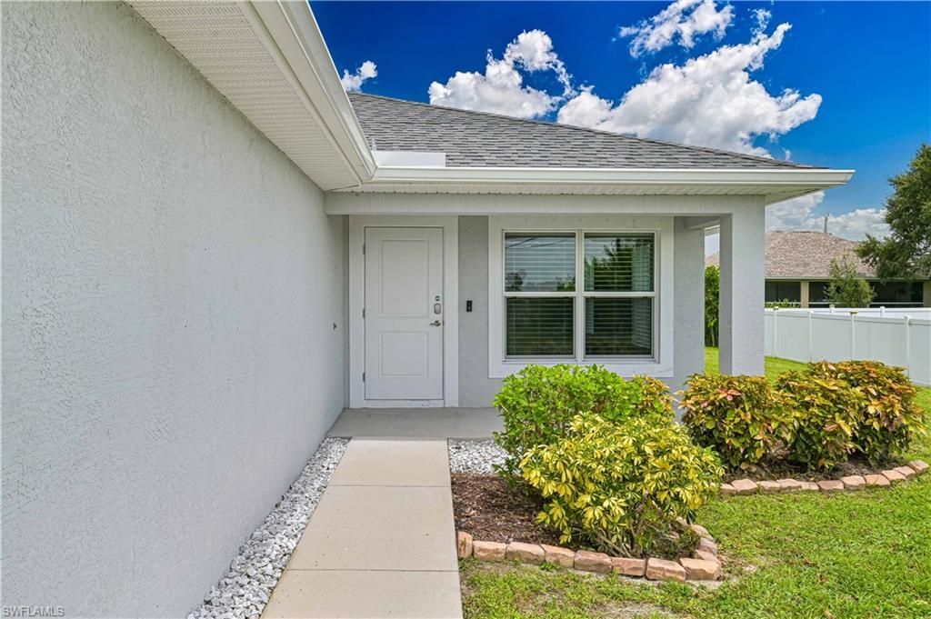 1125 NE 4th Ave , Cape Coral, FL 33909 Photo