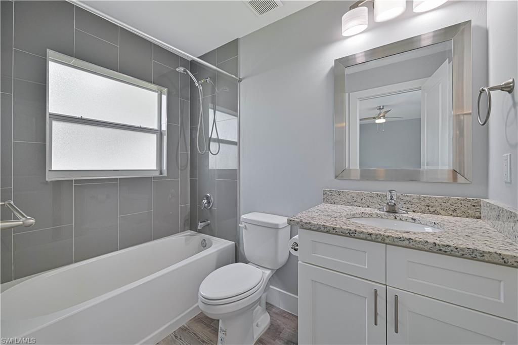 1125 NE 4th Ave , Cape Coral, FL 33909 Photo