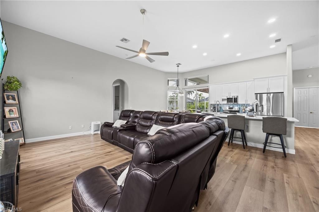 2526 Miracle Pkwy, Cape Coral, FL 33914 Photo
