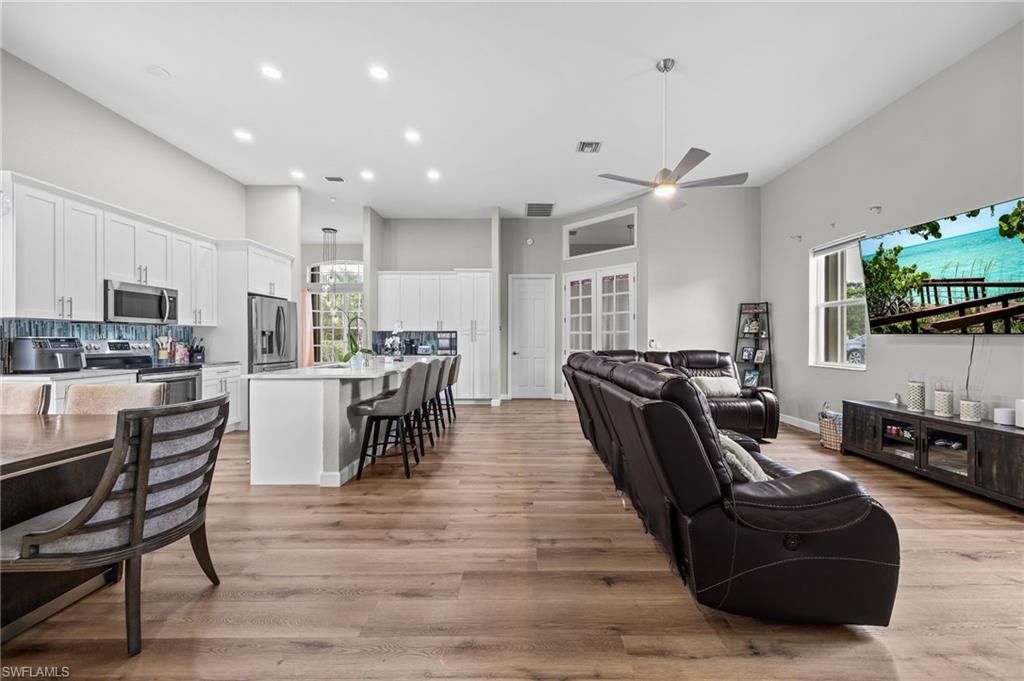 2526 Miracle Pkwy, Cape Coral, FL 33914 Photo
