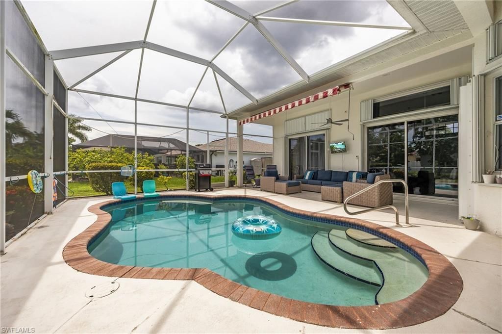 2526 Miracle Pkwy, Cape Coral, FL 33914 Photo