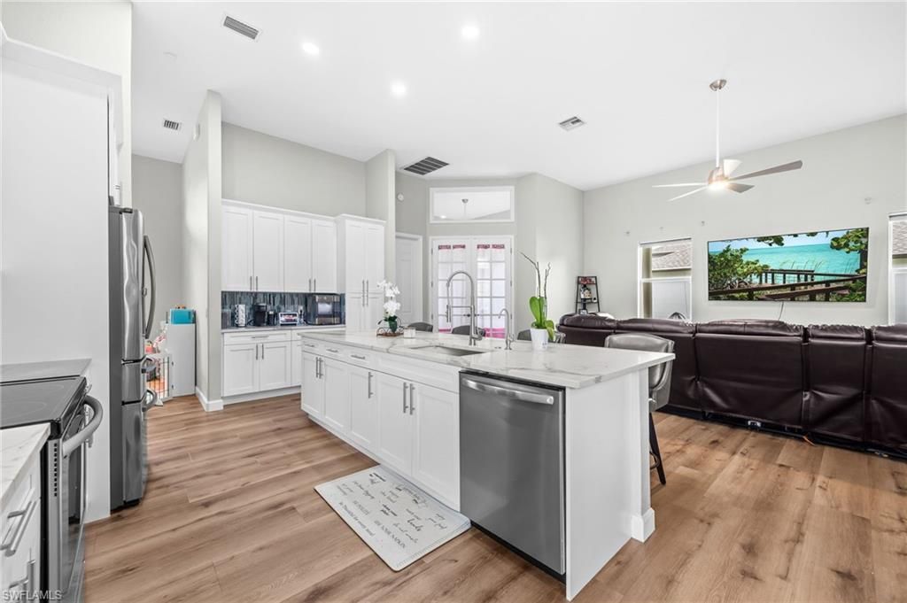 2526 Miracle Pkwy, Cape Coral, FL 33914 Photo