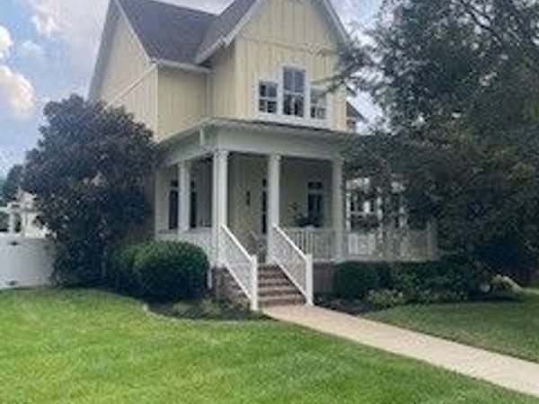 3404 Colebrook Dr , Thompsons Station, TN 37179