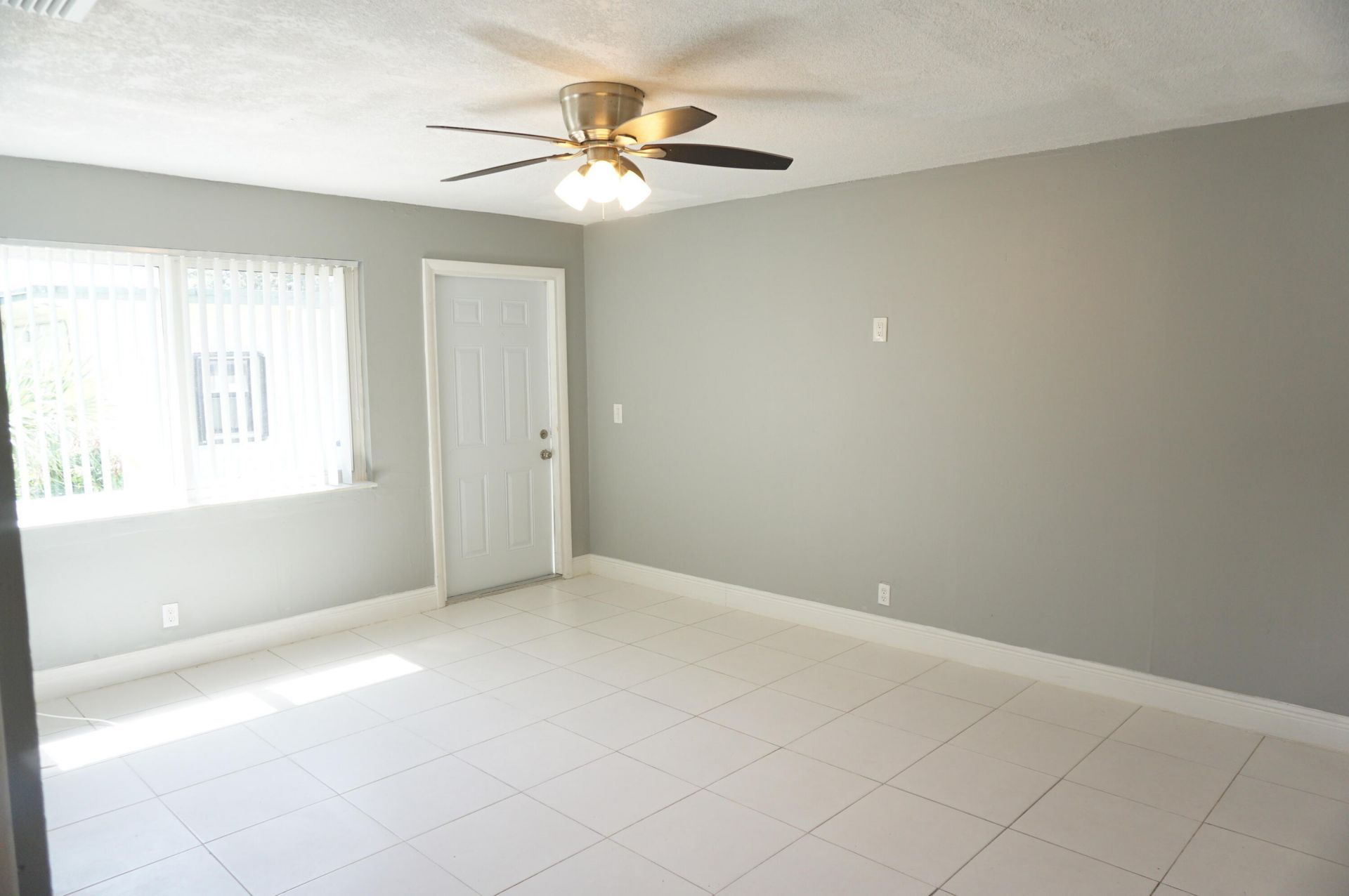 1456 W 29th Street, Unit 1, Riviera Beach, FL 33404 Photo