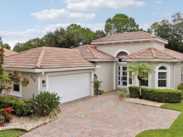 9148 Short Chip Circle, Port St. Lucie, FL 34986