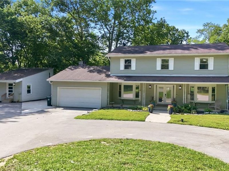 1464 Hilltop Road, Xenia, OH 45385 Photo 2