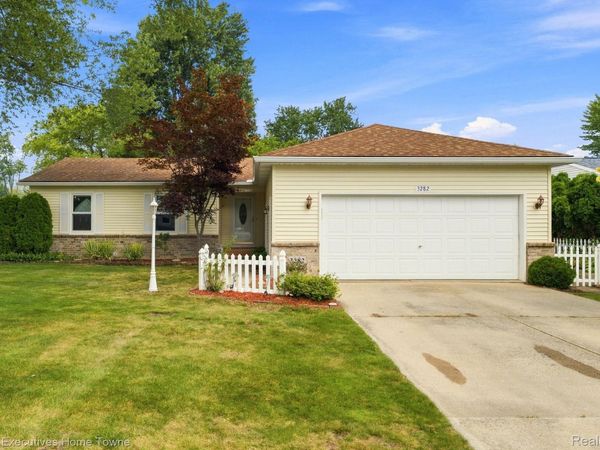 3282 Sapphire Lane, Fort Gratiot Township, Mi 48059