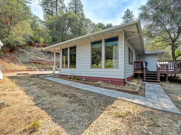18251 W Clinton Rd, Jackson, CA 95642