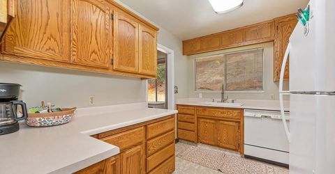 18251 W Clinton Rd, Jackson, CA 95642 Photo