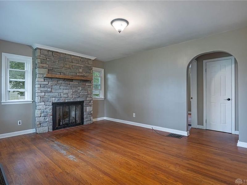 407 W Lomar Avenue, Carlisle, OH 45005 Photo 3