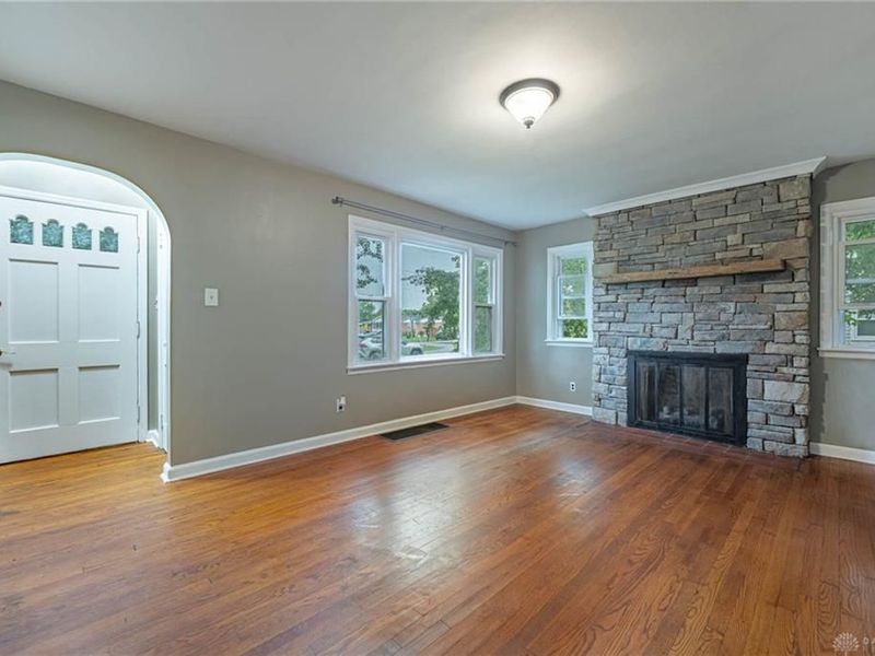 407 W Lomar Avenue, Carlisle, OH 45005 Photo 5