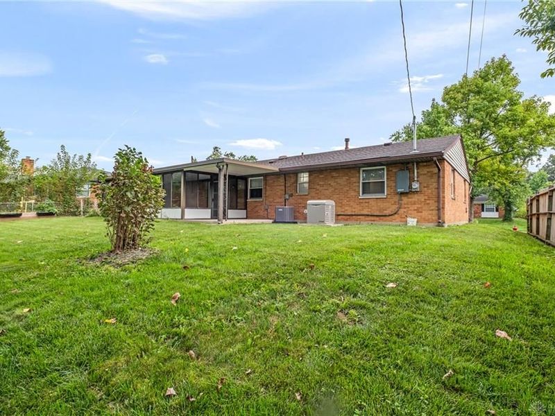 4570 Pennyston Avenue, Huber Heights, OH 45424 Photo 23