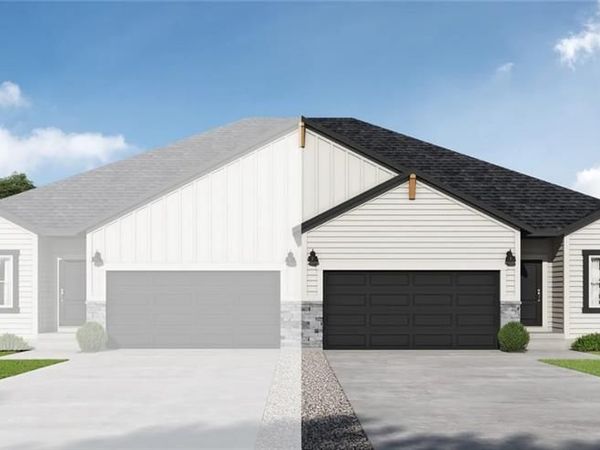 1217 SE Windbreak Street, Lee's Summit, MO 64081