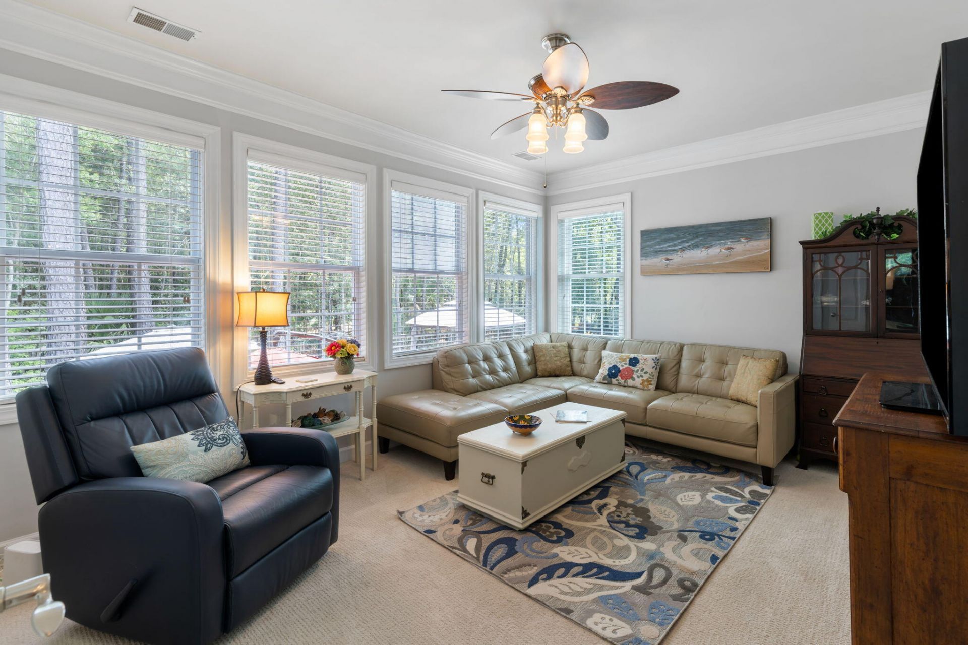 1425 Oakhurst Photo 16