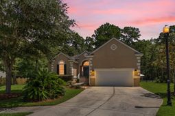 1425 Oakhurst photo 4