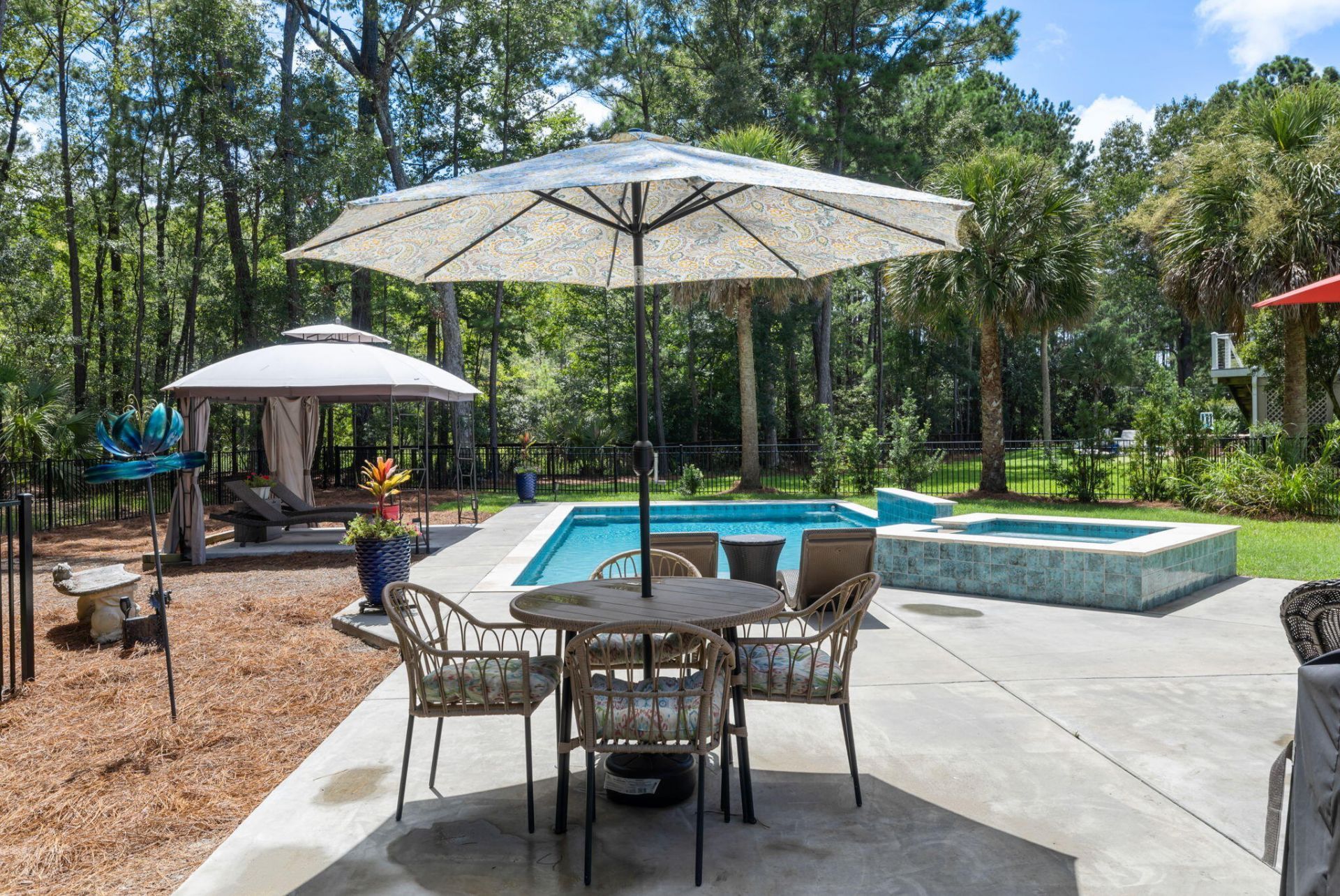 1425 Oakhurst Photo 30