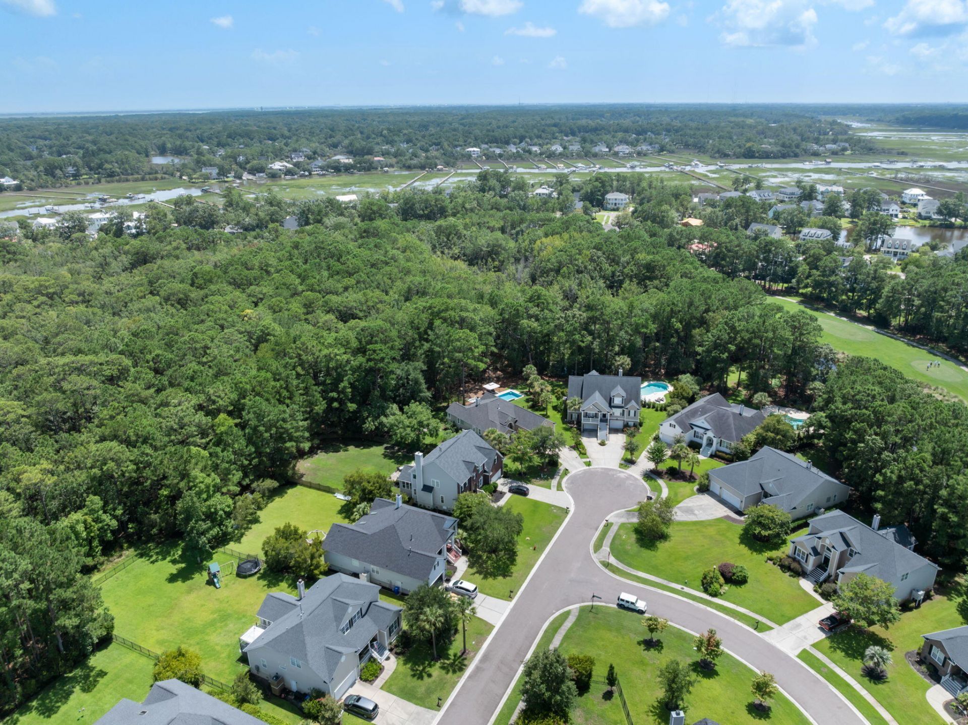 1425 Oakhurst Photo 35