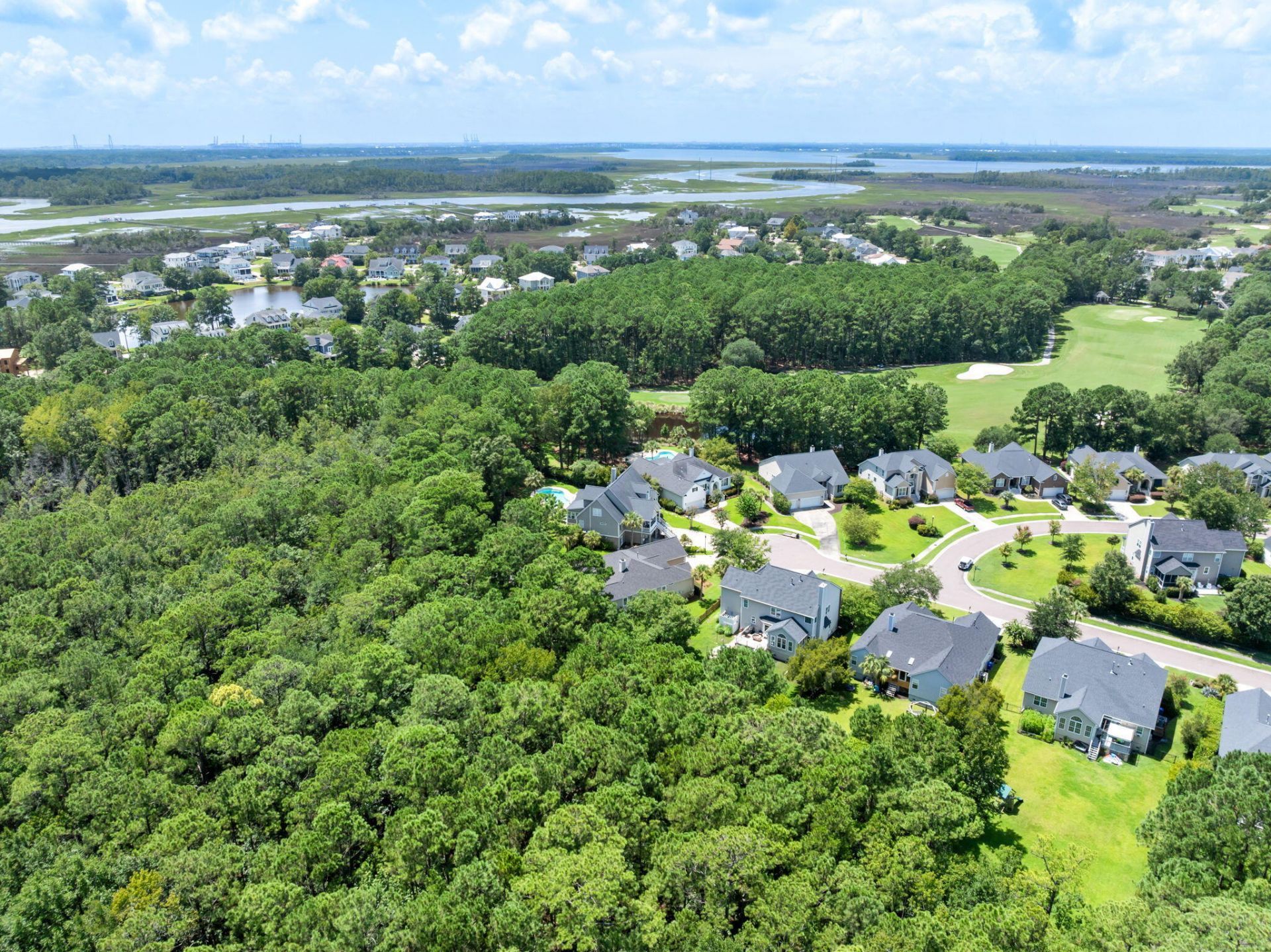 1425 Oakhurst Photo 36