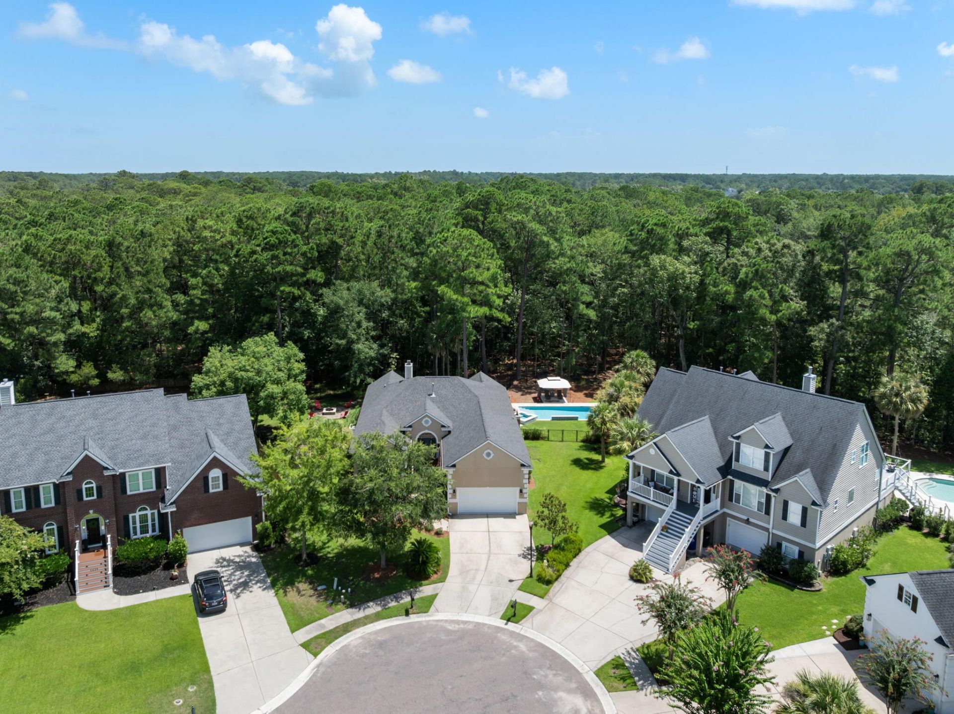 1425 Oakhurst Photo 39