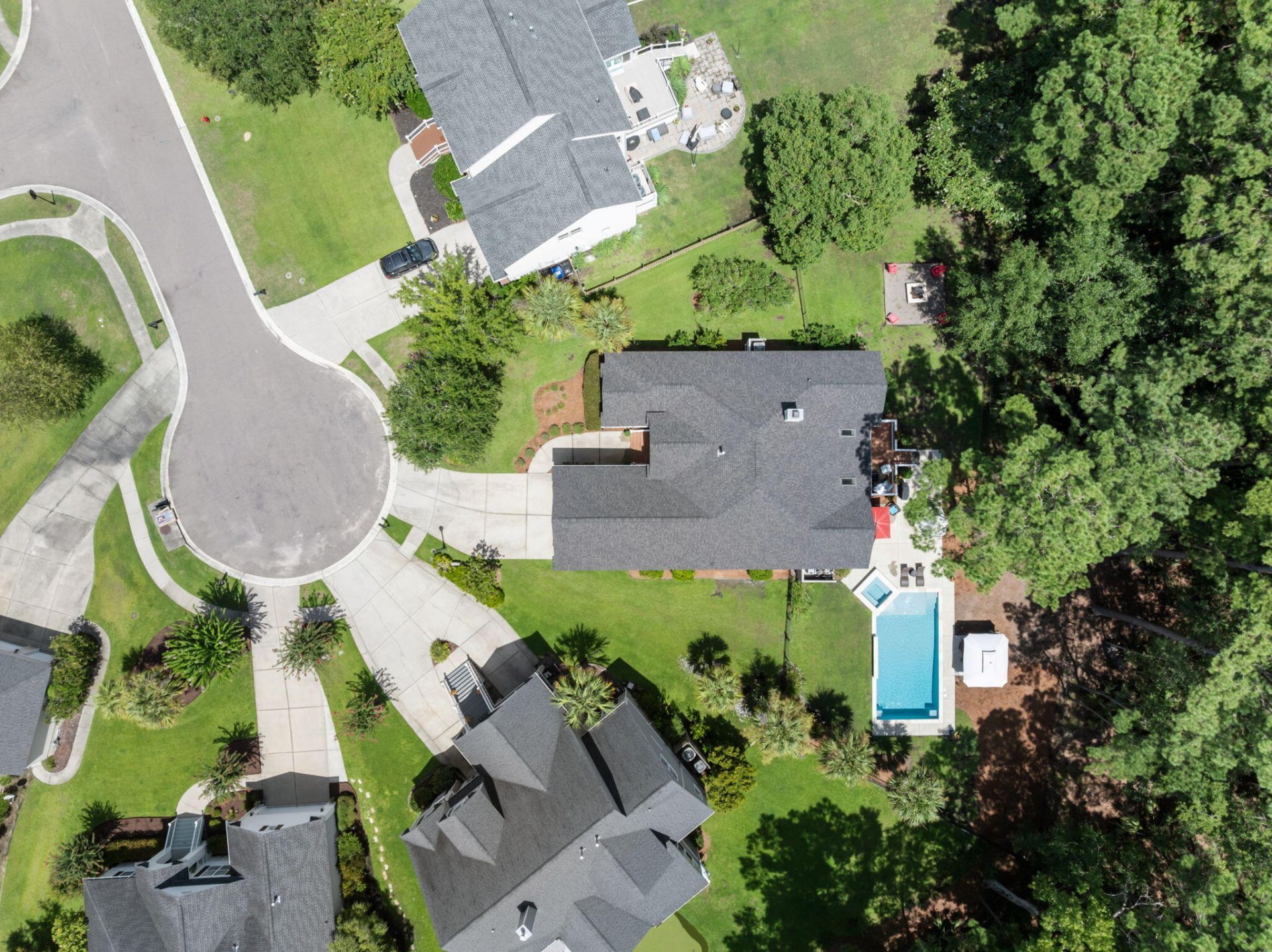 1425 Oakhurst Photo 40