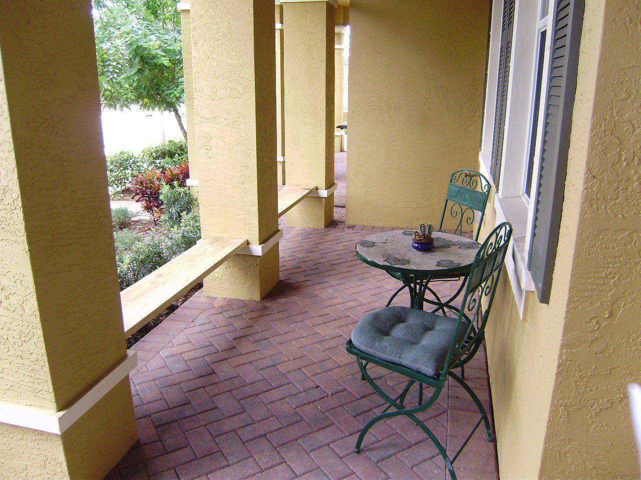 335 E Thatch Palm Circle, Unit 105, Jupiter, FL 33458 Photo
