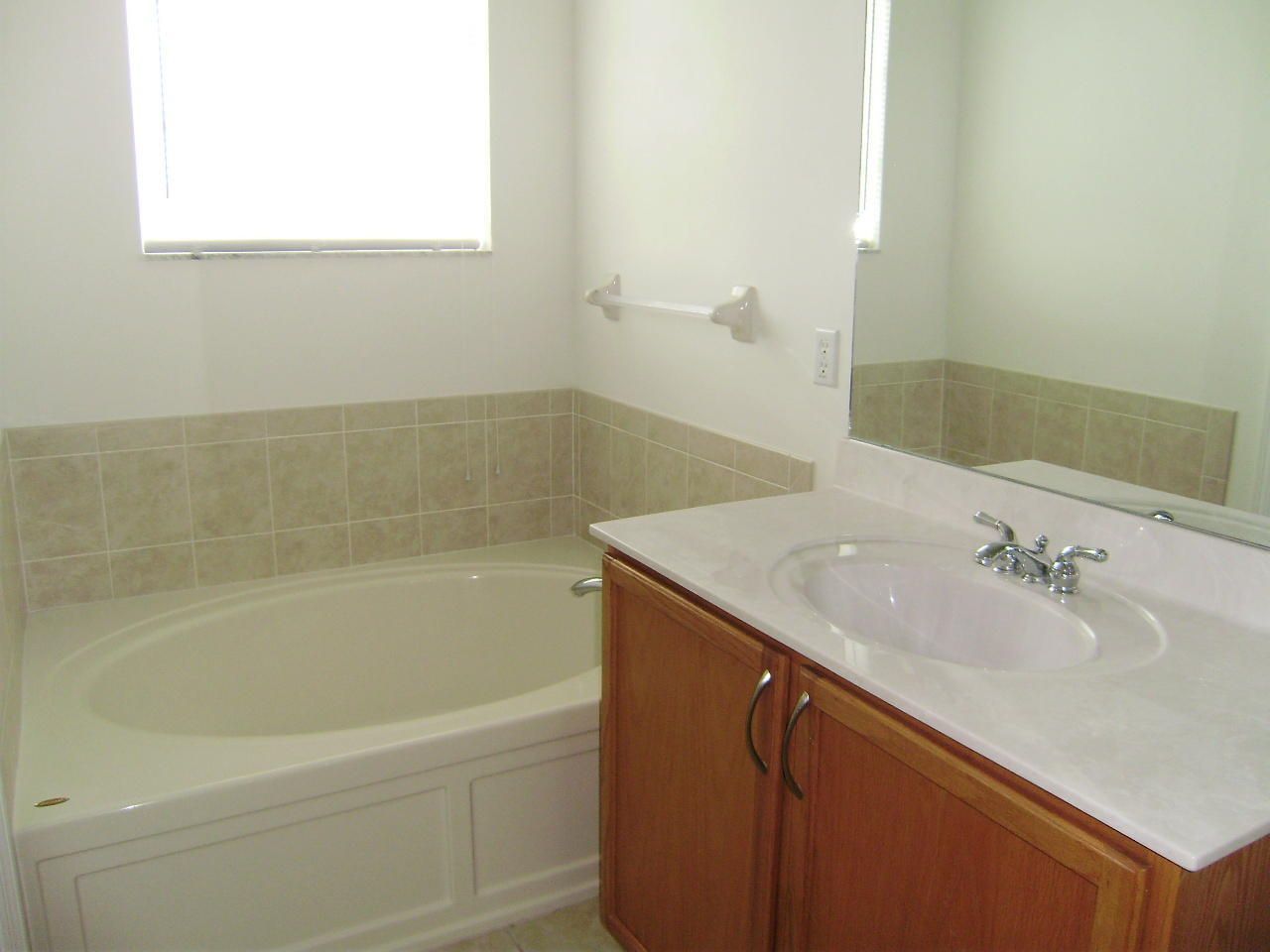 335 E Thatch Palm Circle, Unit 105, Jupiter, FL 33458 Photo