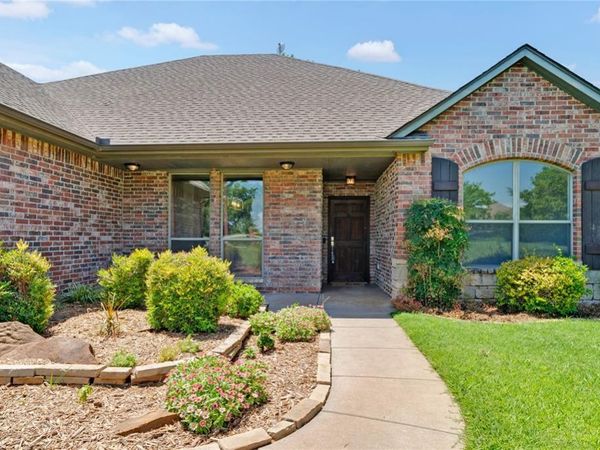 12374 Fairfield Road, Guthrie, OK 73044