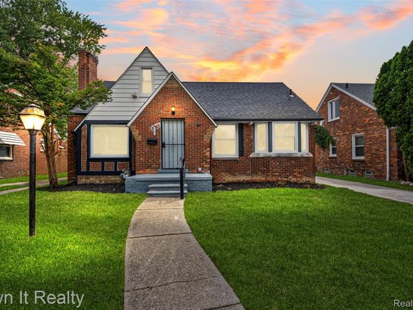 17612 Plainview Avenue, Detroit, Mi 48219