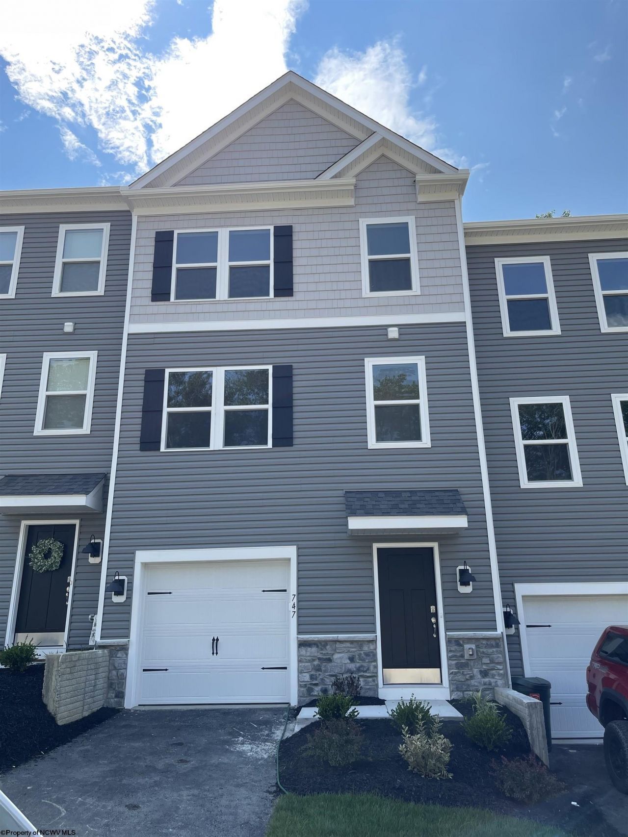 747 Hardman Drive Morgantown, WV 26501
