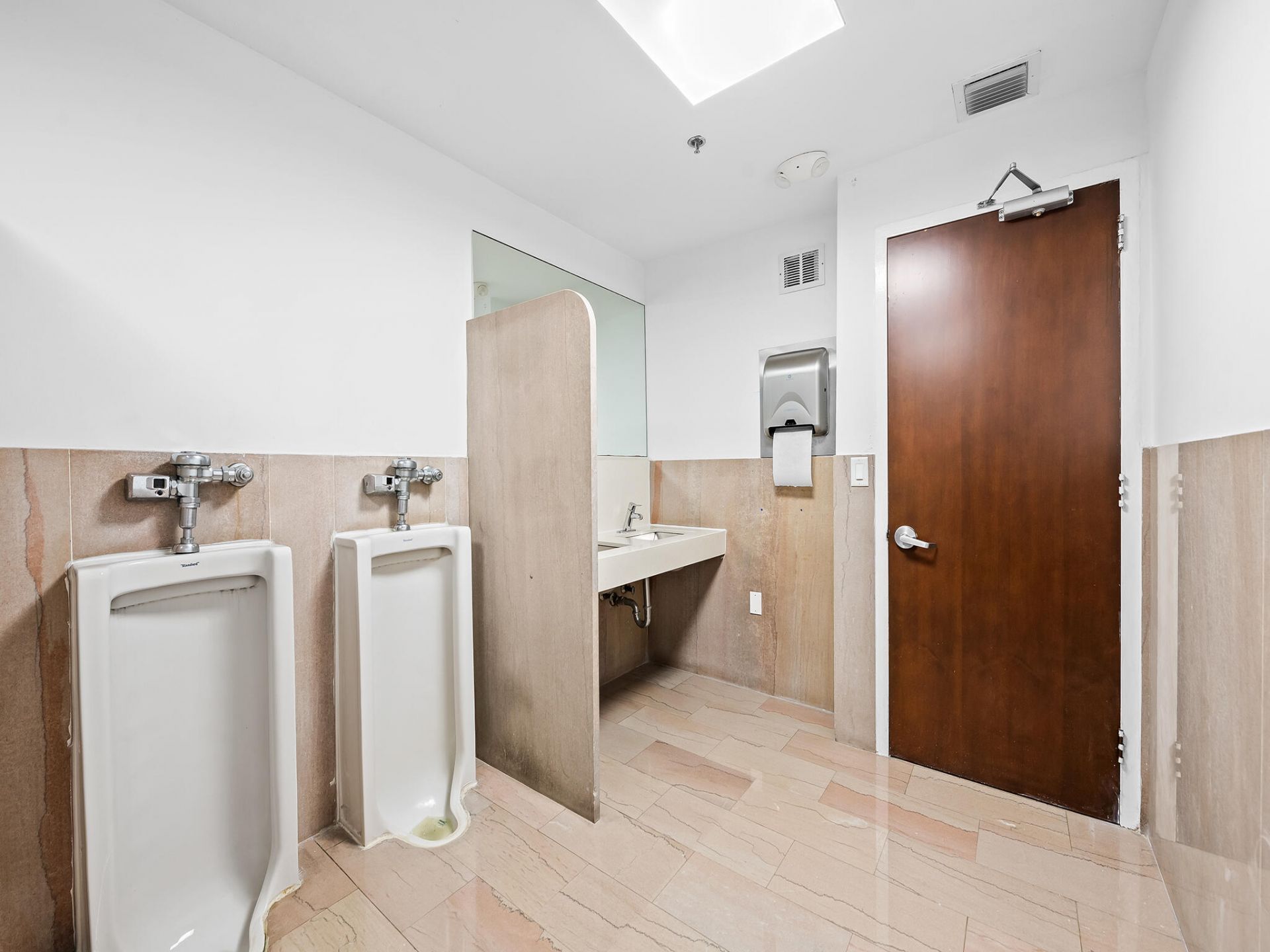 14 NE 1st Avenue, Miami, FL 33188 Photo